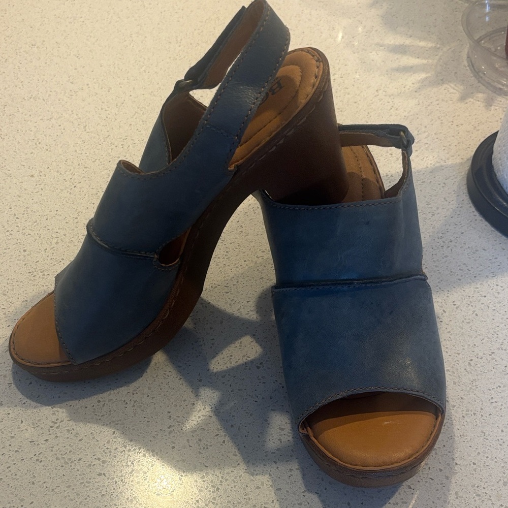 Born Navy Leather Heels Size 10M